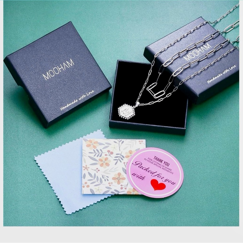 M MOOHAM Silver Necklaces for Women Overlaying Hexagon Letter Initial G charm